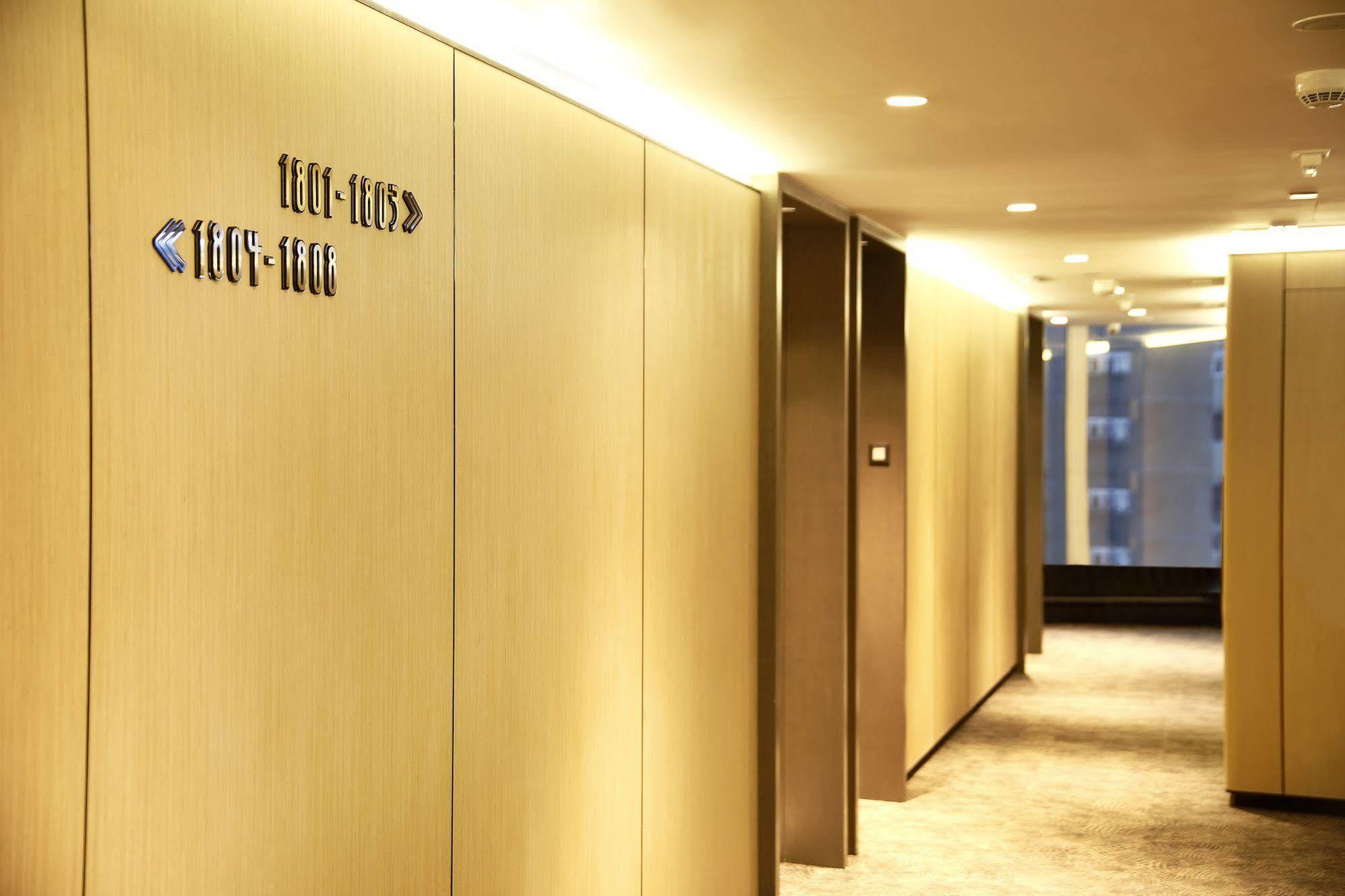 Hotel Ease Tsuen Wan Hongkong Buitenkant foto